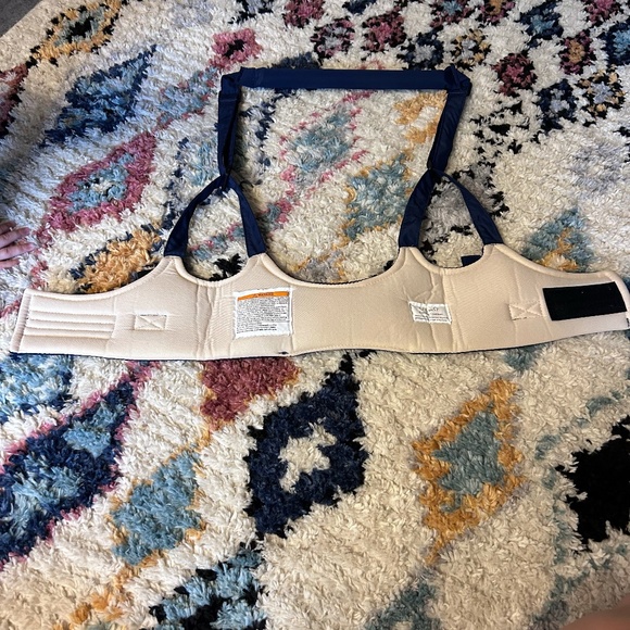 Baby Walking Assistant NWOT - Picture 4 of 5